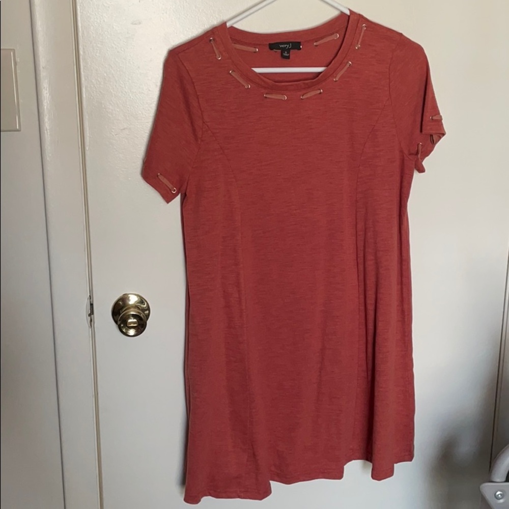 Deep red short sleeve loose dress